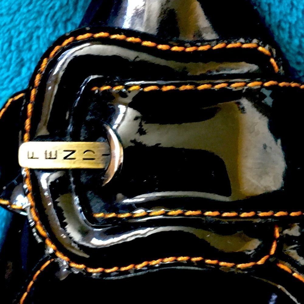 Authentic FENDI Glossy Black Patent Leather Flats - Picture 6 of 12